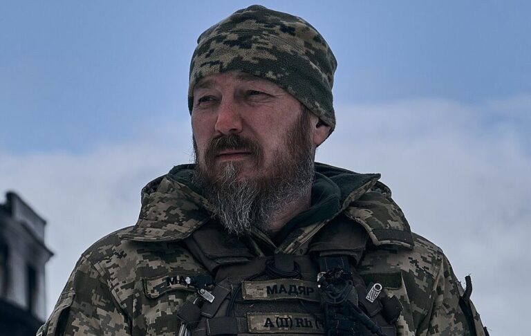 Зеленський присвоїв командиру підрозділу Птахи Мадяра звання Герой України