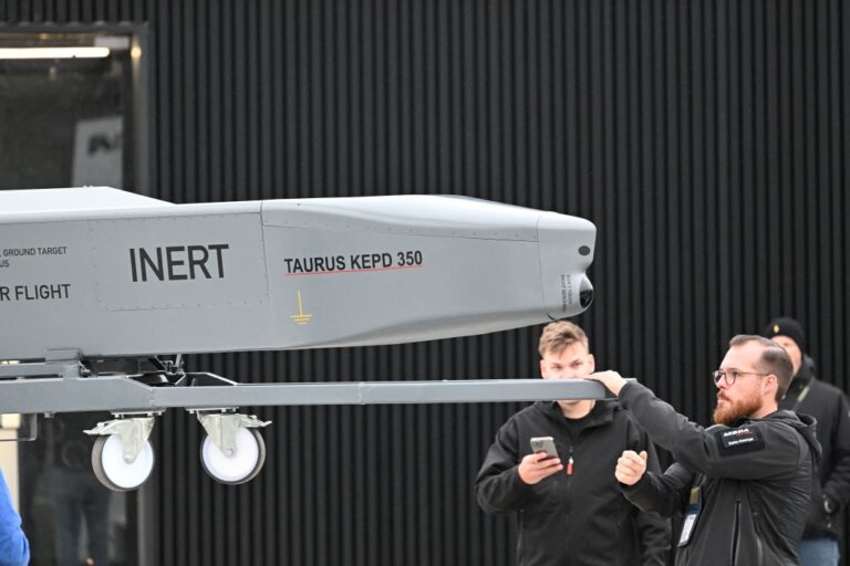 Зеленський розповів про ситуацію з ракетами Taurus
