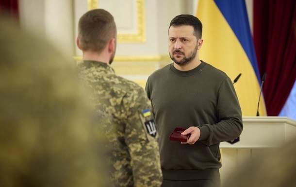 Зеленський сказав, скільки українців отримали нагороди з початку війни