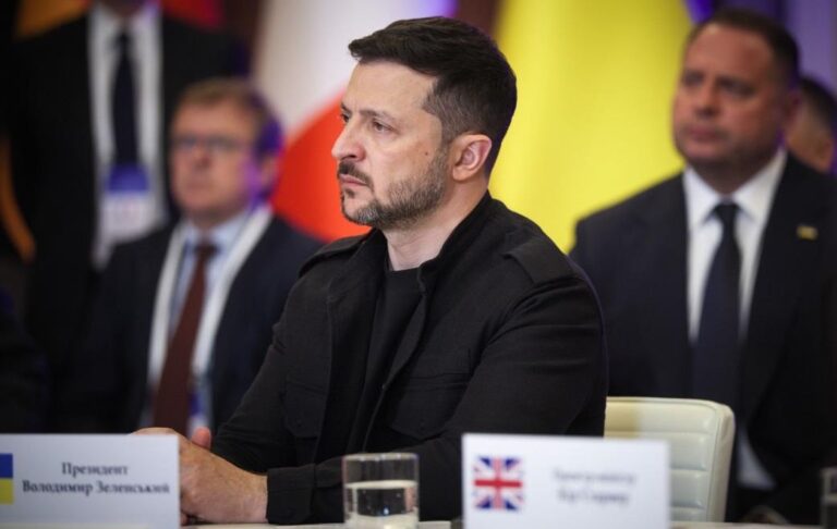 Зеленський зробив заяву щодо формату переговорів