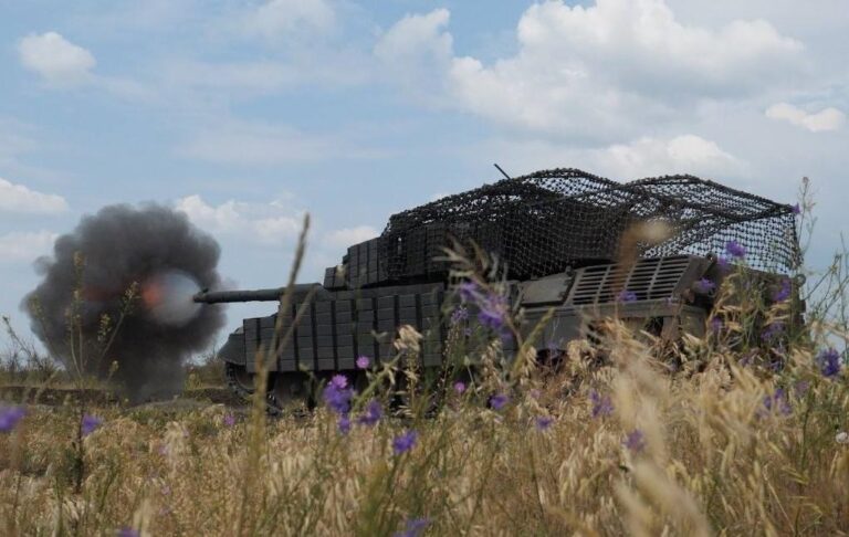 Генштаб розповів про бої на 13 напрямках