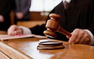 На Дніпропетровщині засудили 77-річного чоловіка, який ґвалтував дітей