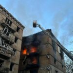 Під завалами будинку у Києві можуть залишатися до 14 людей – КМВА
