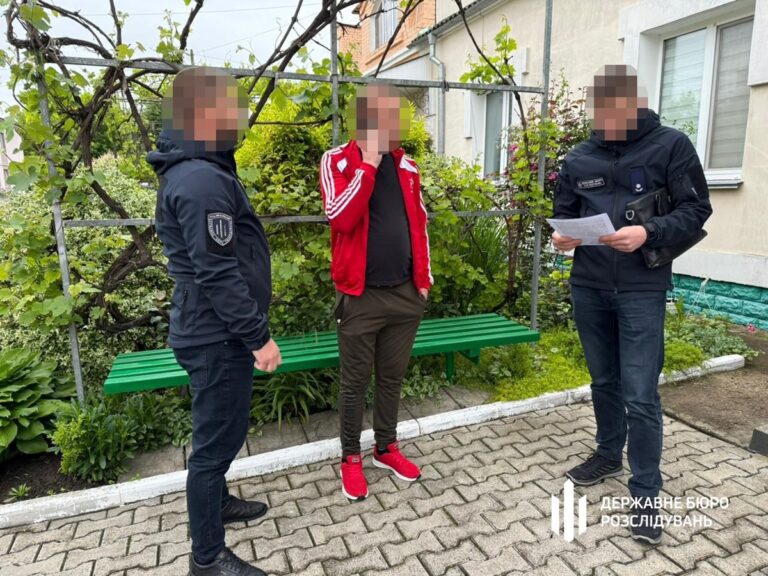 Працівникам ТЦК оголосили підозру через примусову мобілізацію