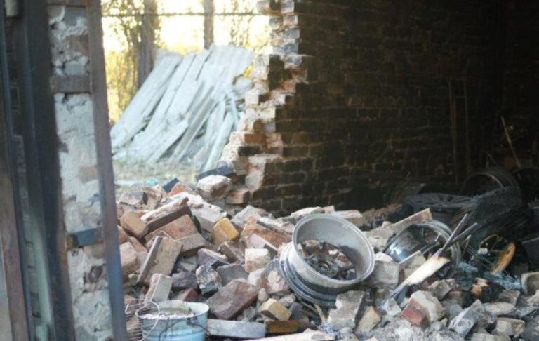 Росіяни атакували вночі Запоріжжя: виникли пожежі