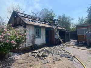 Росіяни вдарили з РСЗВ по Харківщині, є загиблі