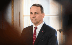 Сікорський пригадав Маску образу