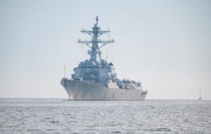США збільшили угруповання есмінців у Середземномор’ї