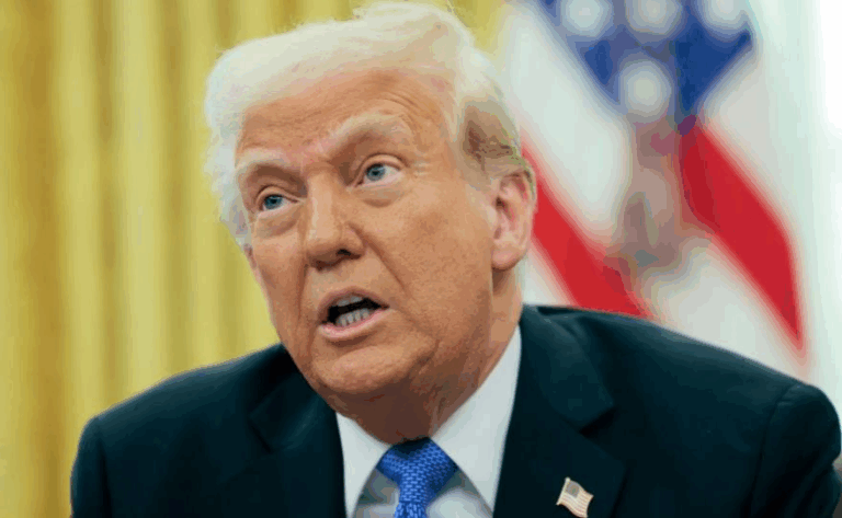 Трамп запропонував садити у в’язницю за спалення прапора США