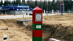 У Латвії державним службовцям заборонили відвідувати Росію та Білорусь