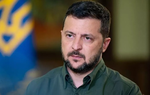 Зеленський обговорив із військовими посилення ППО