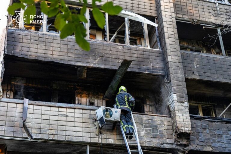 Атака на Київ: кількість постраждалих знову зросла