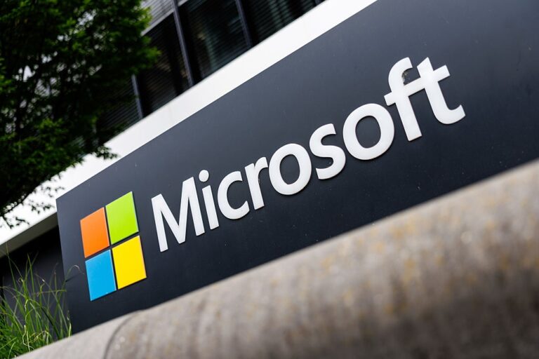 Microsoft заявила про хакерські атаки на серверне ПЗ
