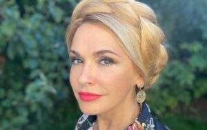 Ольга Сумська показала наслідки обстрілу поруч зі своїм будинком