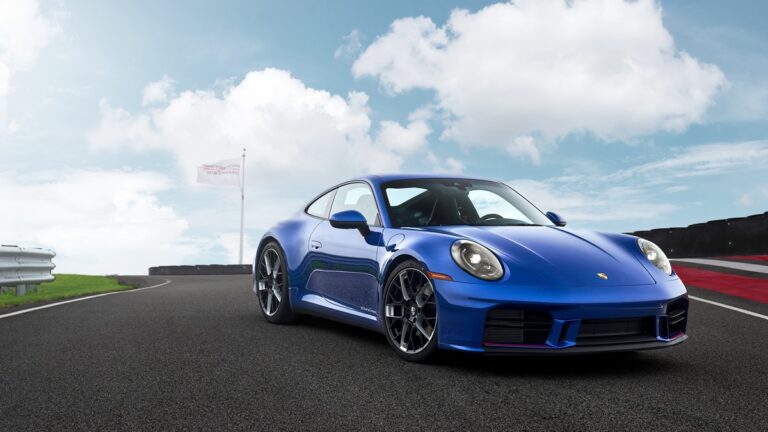 Porsche представила нову спецверсію 911