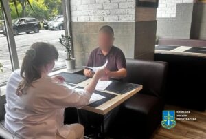Привласнив 11 млн: постачальнику світла для Київпастрансу оголосили підозру