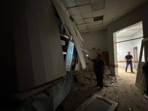 Росіяни обстріляли лікарню в Херсоні: є поранені