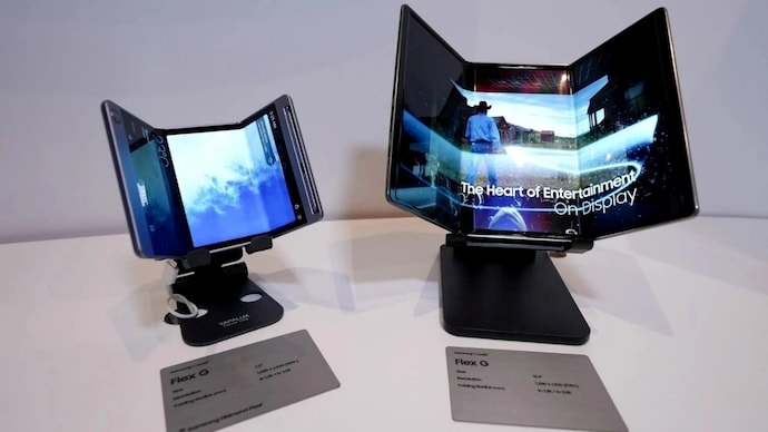 Samsung випустить потрійний складаний смартфон до кінця року