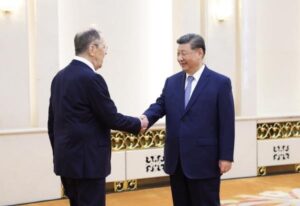 Сі Цзіньпін зустрівся з Лавровим в Пекіні