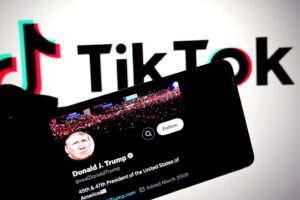 Трамп наступного тижня розпочне переговори з Китаєм щодо TikTok