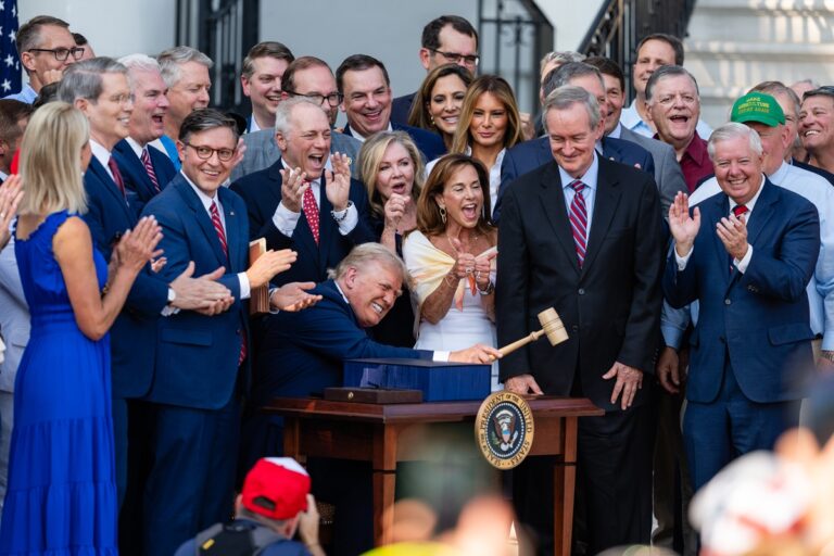 Трамп підписав “великий прекрасний закон”