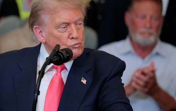 Трамп запровадив 35% мита для Канади