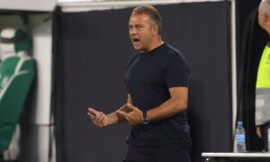 Тренер Барселони склав список футболістів, які залишать клуб
