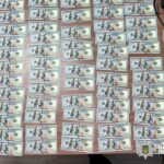 У Києві затримали жінку, яка на першому побаченні викрала майже $50 тис