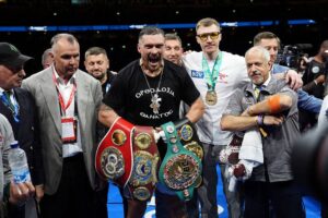 У списку боксерів рейтингу P4P від ESPN першим за статусом є Усик