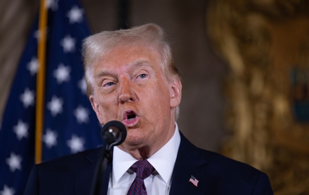 У США звільнили слідчих, які вели справи проти Трампа – ЗМІ