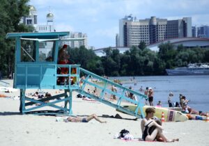 Новини України - Українцям прогнозують спеку з локальними грозами