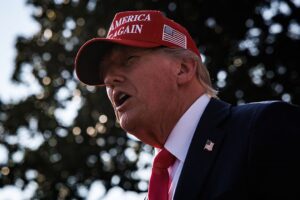 Улюблена газета Трампа закликала озброїти Україну