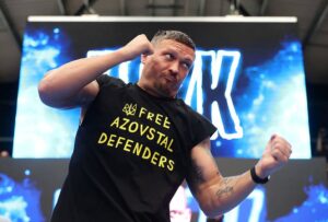 Новини спорту - Усик і Дюбуа показали свою готовність: відео відкритого тренування
