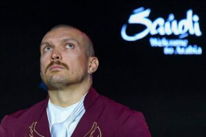 Усик пояснив, чому Дюбуа заслуговує на реванш