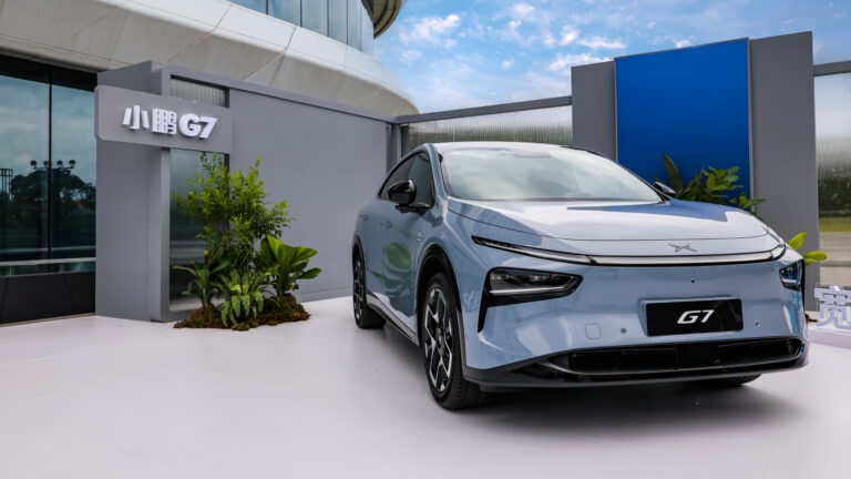 Xpeng випустила конкурента Tesla Model Y і Xiaomi YU7