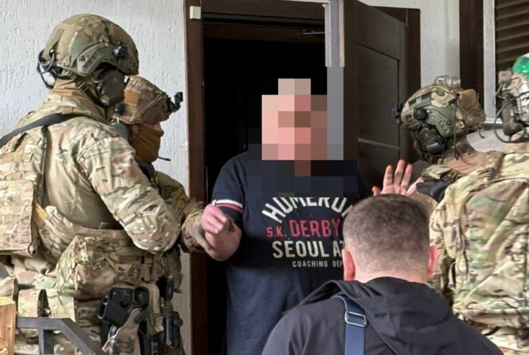 Збитки на 33 млн: викрито зловживання на постачаннях гвинтівок