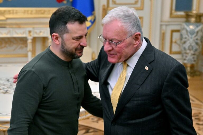 Зеленський зустрівся з Келлогом у Римі