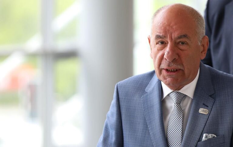 Атака на Закарпаття: президент Угорщини видалив з допису згадку про РФ
