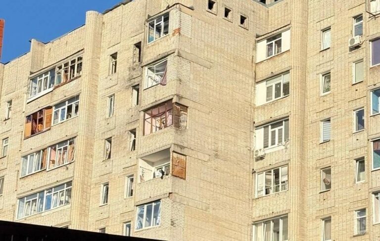 Дрони РФ вдруге атакували Суми: є потерпілі