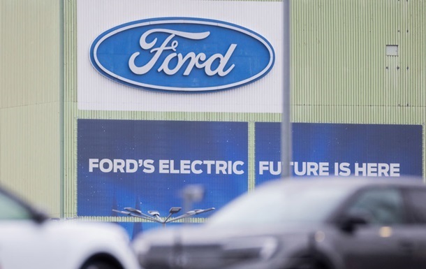 Ford відкликає більше 600 тисяч автомобілів