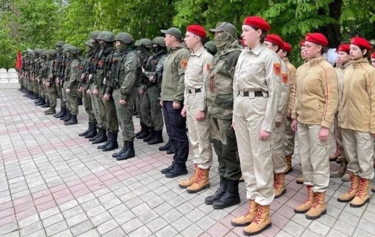 ГУР назвало росіян, що готують викрадених українських дітей для армії РФ