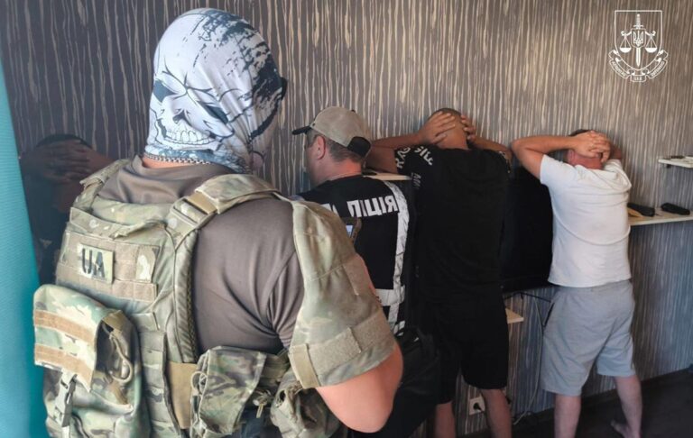 Керівництво порту на Одещині отримало підозри