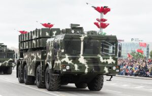 Мінськ планує озброїти свої ракетні системи ядерними боєголовками