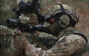Новий рекорд: снайпер ліквідував двох окупантів на відстані 4000 метрів