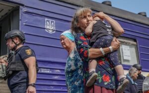 Обовʼязкову евакуацію оголосили у 14 населених пунктах Донеччини
