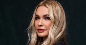 Ольга Сумська показала архівні фото з дитинства та юності