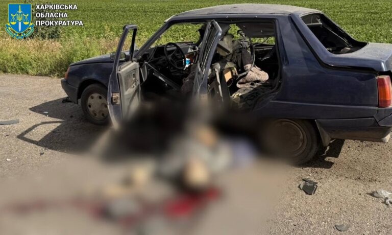 Росіяни поцілили дронами по цивільних авто: троє загиблих