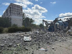 Росіяни скинули п’ять ФАБів на Костянтинівку, є поранені