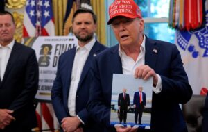 Трамп похвалився фото з Путіним
