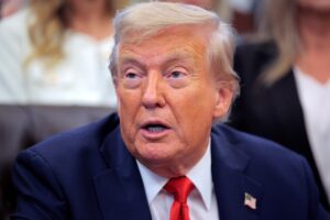Трамп розповів, як бачить гарантії безпеки Україні